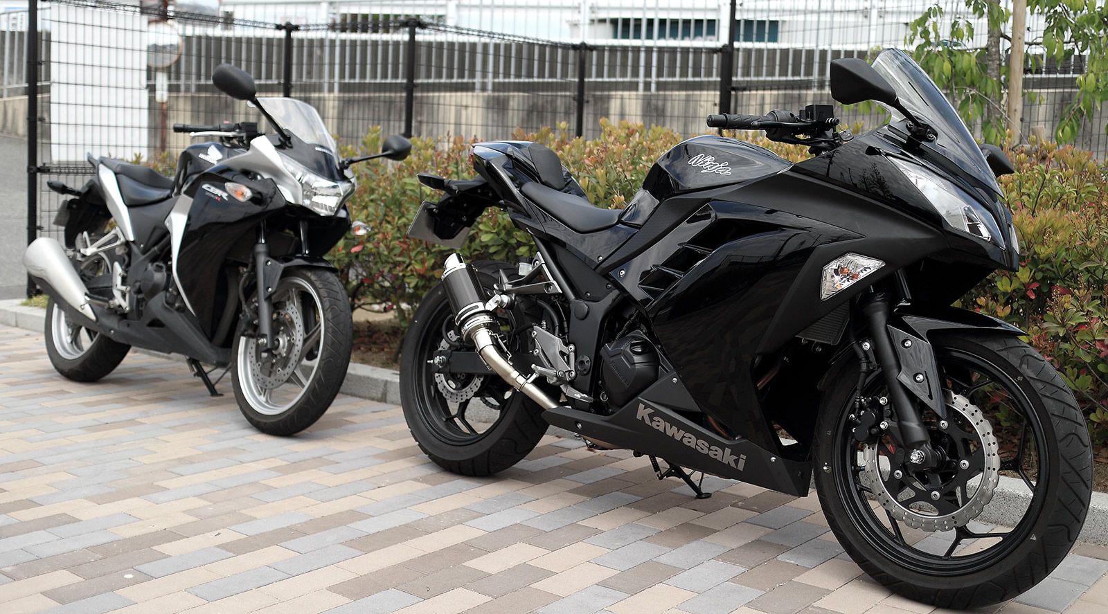 CBR250R VS Ninja250: シモケンサイズのブログ