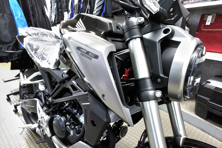 CB125R