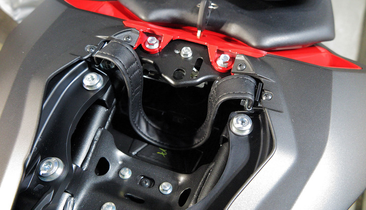 CBR250RRリアベルト