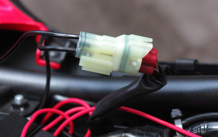 CBR250RRのACC電源