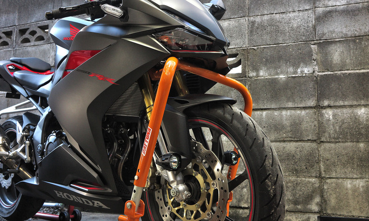CBR250RRメンテナンススタンド