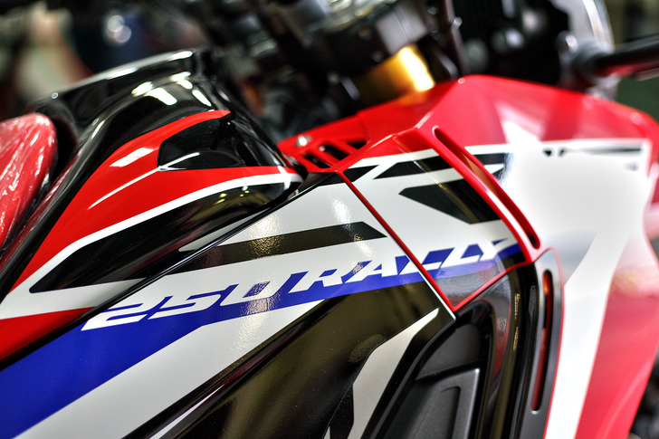 crf250rally-20170218-2.jpg