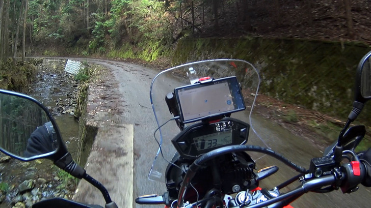 CRF250ラリーで林道