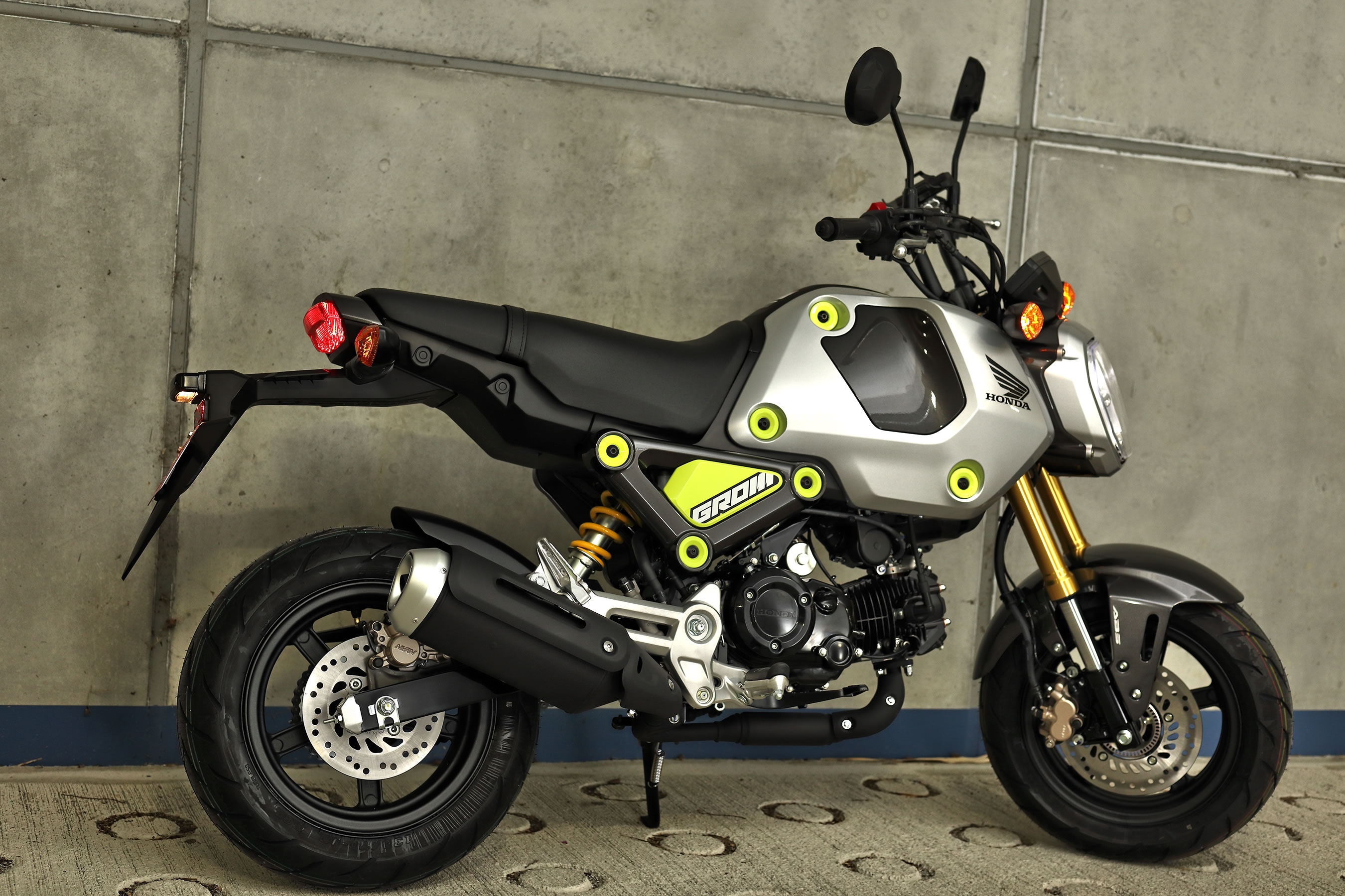 HONDA グロム JC92 走行少なく 美車 即決でトランポのオマケあり。