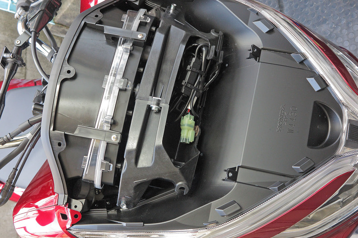 JF81型PCXフロント電源コネクター