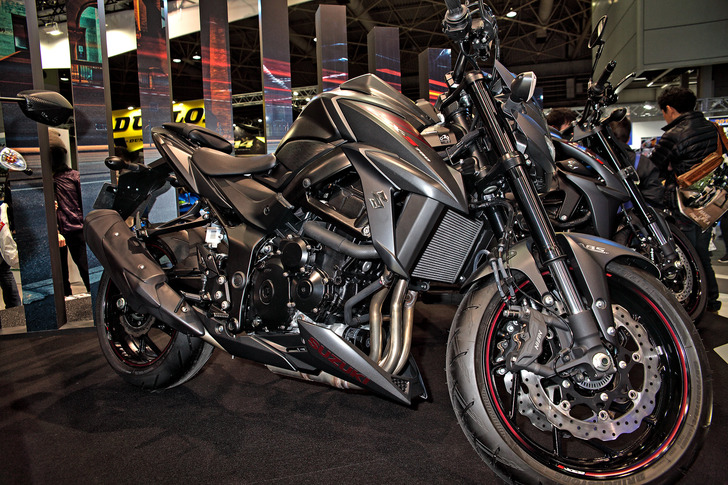 GSX-S750