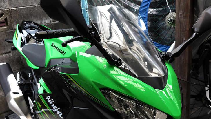 Ninja400エアロスクリーン
