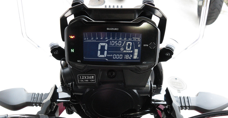 Vストローム250メーターパネル