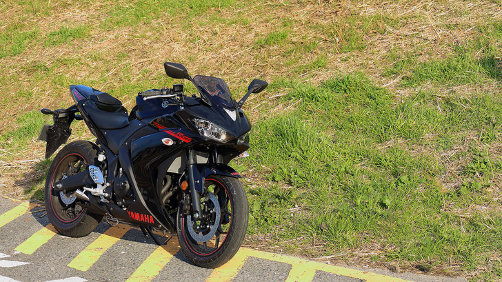yzf-r25-2015-01-19.jpg