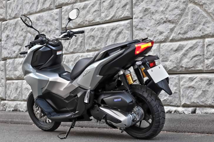 HONDA_ADV160左リアビュー