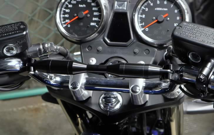 CB1300SF(SC54)ハンドルブレースバー