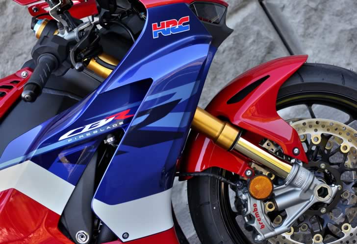 CBR1000RR-Rフロントフォーク