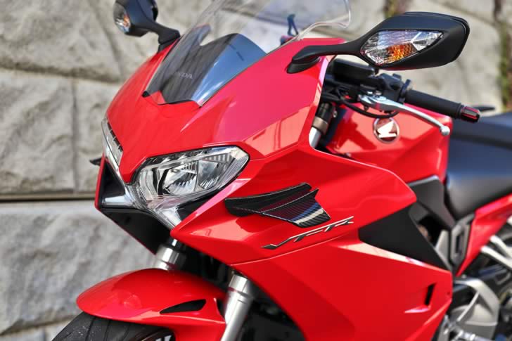 VFR800F(RC79)ウイングレット